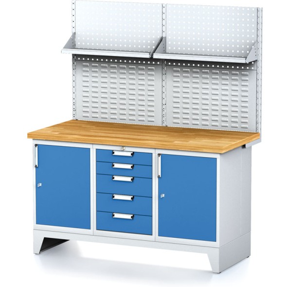 Dílenský stůl MECHANIC I , perforovaný panel, police, 2 skříňky a zásuvkový box na nářadí, 5 zásuvek, 1500x700x880 mm, modré dveře