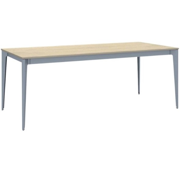 Kancelársky stôl PRIMO ACTION, sivostrieborná podnož, 2000 x 900 mm, dub prírodný