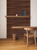 Drevený akustický panel, 2400 x 600 mm, čierny podklad, balenie 5 ks, orech