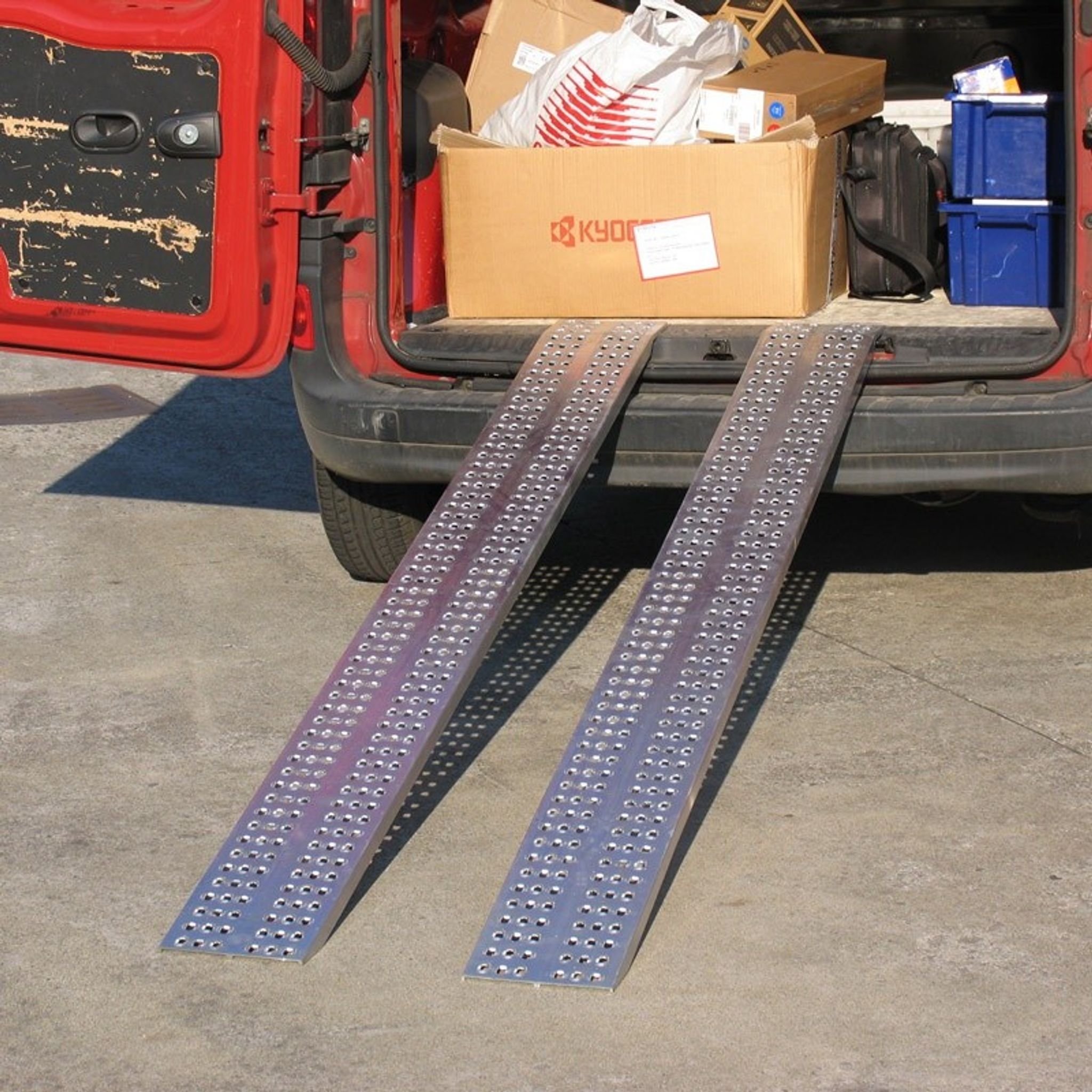 Hliníkové nájazdové rampy, pár, 2000x200 mm, 400 kg