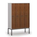 Holzspind S4 mit Beinen, 4 Abteile, 1871 x 1200 x 500 mm, zerlegt, mechanisches Codeschloss, grau/Nussbaum Holzspind S4 mit Beinen, 4 Abteile, 1871 x 1200 x 500 mm, zerlegt, mechanisches Codeschloss, grau/Nussbaum