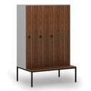 Holzspind S4 mit Sitzbank, 4 Abteile, 1871 x 1200 x 500/800 mm, zerlegt, Codeschloss, grau/Nussbaum