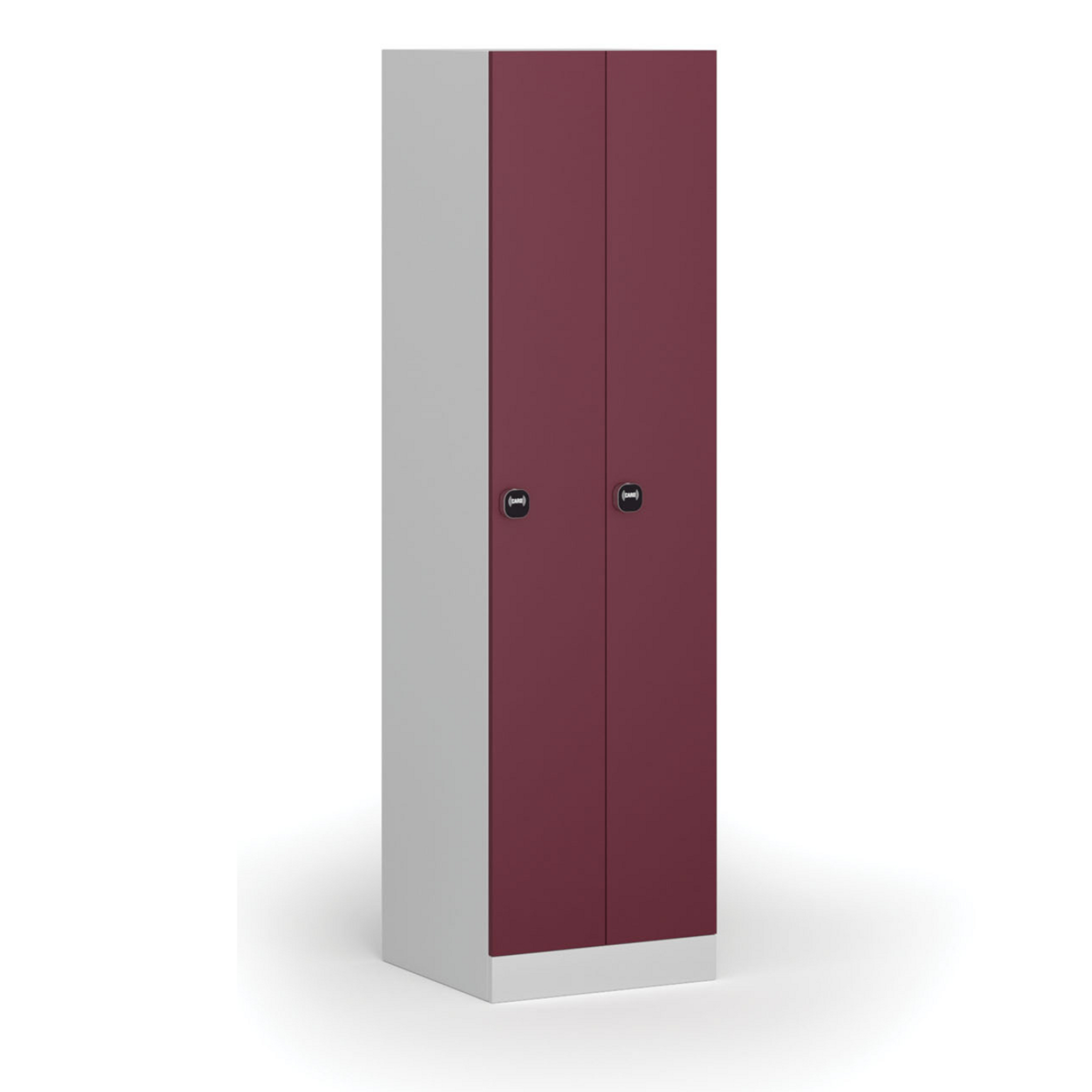 Kovová šatníková skrinka S1 zúžená, 2 oddiely, 1850 x 500 x 500 mm, zámok s čítačkou RFID kariet, červené dvere