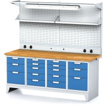 Dielenský stôl MECHANIC I, perfopanel, polica, el. zásuvky, osvetlenie, 2x 5 a 2x 3 zásuvkový box na náradie, 16 zásuviek, modré dvere