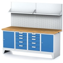 Dílenský stůl MECHANIC I, perforovaný panel, police, 2 skříňky a 2 zásuvkové boxy na nářadí, 10 zásuvek, 2000x700x880 mm, modré dveře