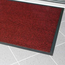 Ekonomická polypropylenová čistící rohož, 600 x 900 mm, červená