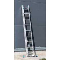 Hliníkový dvojdielny univerzálny rebrík ALVE EUROSTYL s úpravou na schody, 2x9 priečok, dĺžka 4,28 m