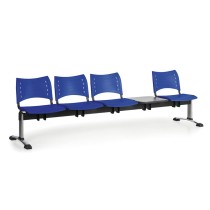 Ławka do poczekalni plastikowa VISIO, 4 siedzenia + stołek, niebieski, chromowane nogi