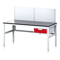 Nastaviteľný dielenský stôl MECHANIC II s perfopanelom, 1 zásuvkový box na náradie, 1600x700x745-985 mm, sivá/červená
