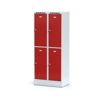 Šatní skříňka na soklu s úložnými boxy, 4 boxy, červené dveře, cylindrický zámek