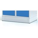 Metalowa szafka ubraniowa S6 Z na cokole, 4-drzwiowa, 1920 x 800 x 500 mm, zamek cylindryczny, drzwi czerwone