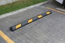 Pryžový parkovací doraz s reflexní fólií, délka 1830 mm, výška 150 mm