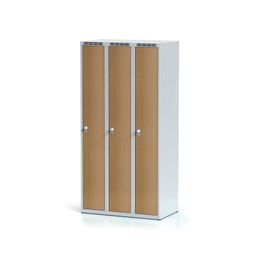 Šatníková skrinka S6, 3-dverová, 1800 x 900 x 500 mm, cylindrický zámok, laminované dvere, buk