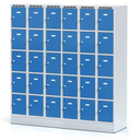 Šatníková skrinka S6 na sokli s úložnými boxami, 15 boxov, 1920 x 900 x 500 mm, otočný zámok, oranžové dvere