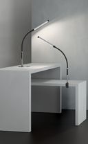 Stolní LED lampa LUCIO, svěrka, dálkový ovladač