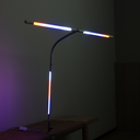 Stolní LED lampa NOX s RGBW efekty, svěrka, dálkový ovladač