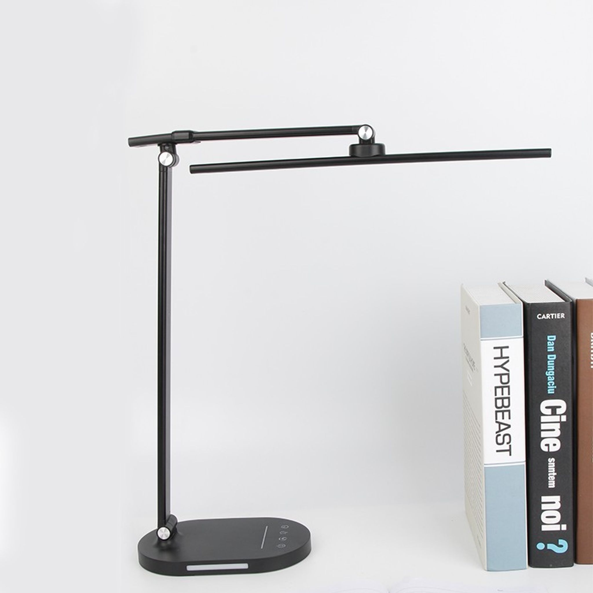 Stolní LED lampa VOLTIA s bezdrátovou nabíječkou a USB