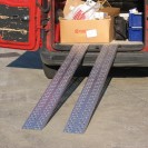 Hliníkové nájezdové rampy, pár, 3000x300 mm, 700 kg
