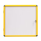Innenvitrine mit weißer magnetischer Oberfläche, gelber Rahmen, 720 x 981 mm (9xA4)