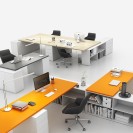 Kancelársky písací stôl s úložným priestorom BLOCK B01, biela/dub prírodný