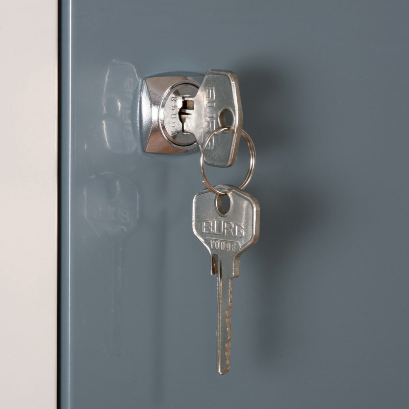 Metallspind, 3-teilig auf Sockel, graue Tür, Zylinderschloss