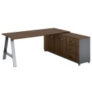 Rohový kancelársky písací stôl PRIMO STUDIO, skrinka vpravo, 1800 x 800 mm, sivá / orech