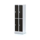 Šatní skříňka na soklu s úložnými boxy, 4 boxy 300 mm, laminované dveře wenge, cylindrický zámek
