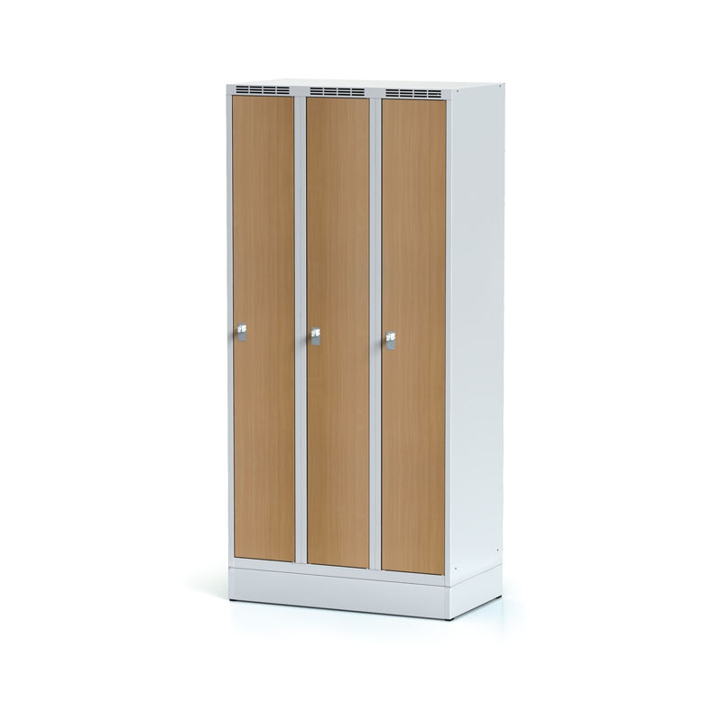 Šatníková skrinka na sokli, 3-dverová, laminované dvere buk otočný zámok